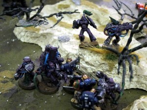 Kingbreakers and Emperor's Children brawl in the dead woods.